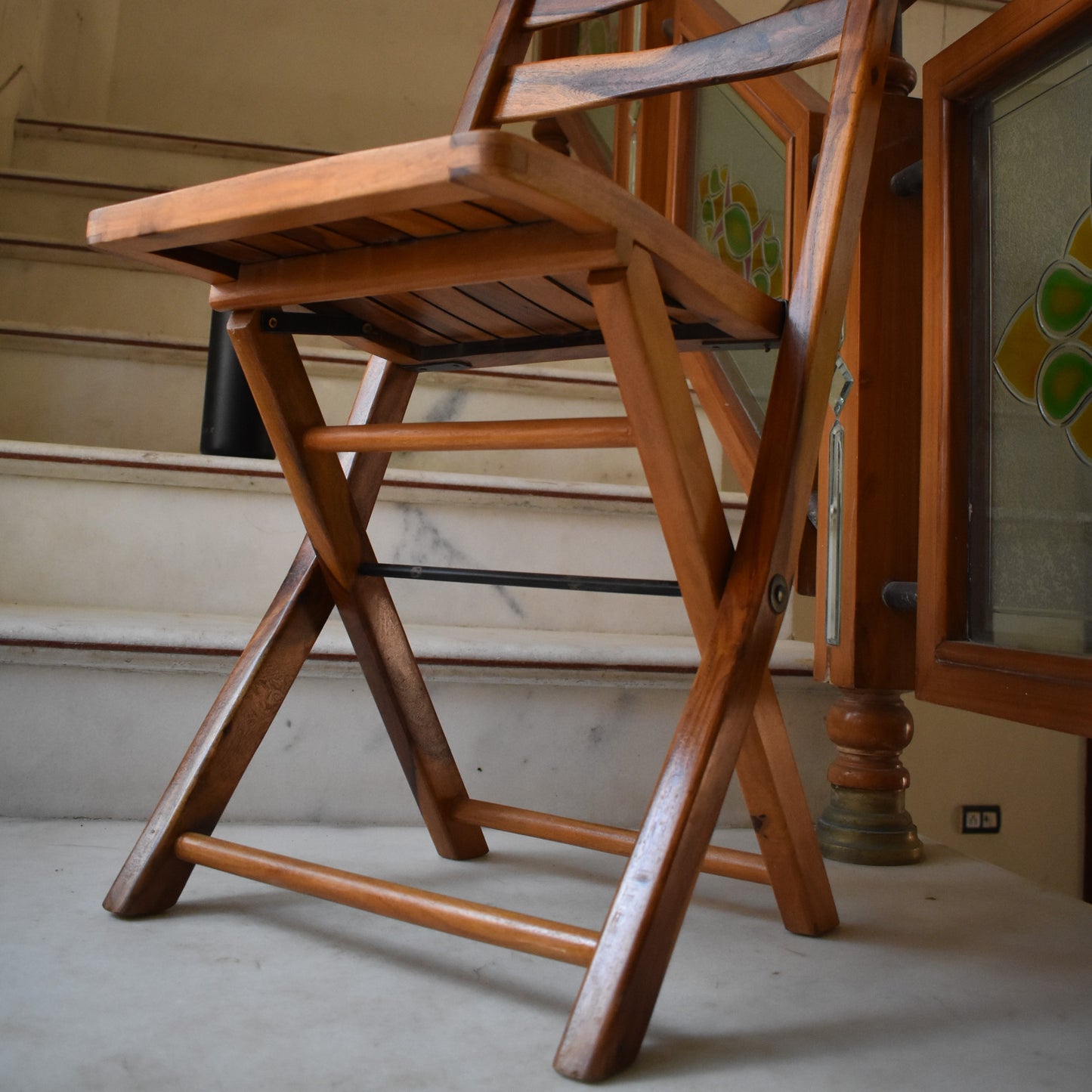 Natural Finish Foldable Chair